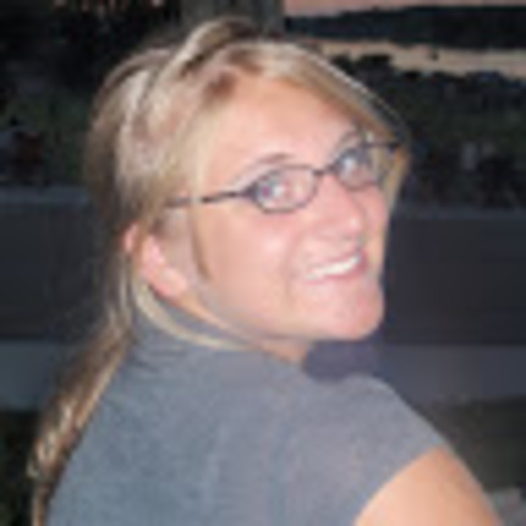 Meet your Posher, Christina - Picture 1 of 1